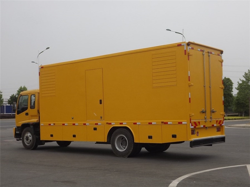 靖江发电车出租- 柴油发电机油箱怎么清洗