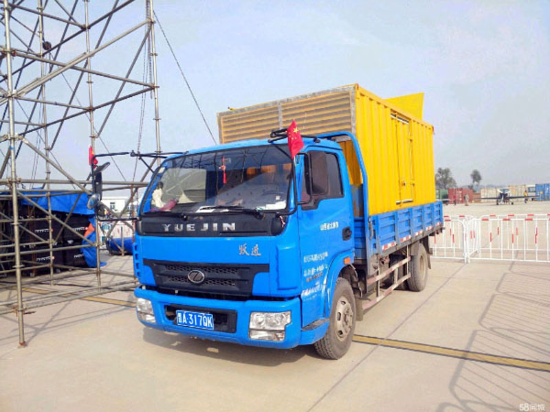 靖江800KW柴油发电机组油耗是多少？