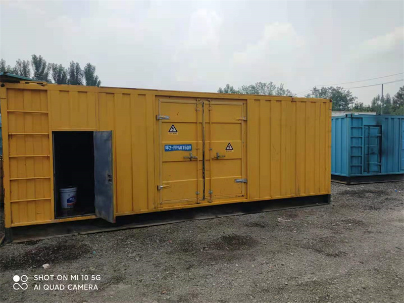 靖江200KW柴油发电机组需要配备什么型号的电缆线？