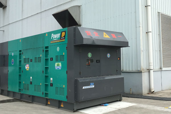 靖江燃油滤清器的更换流程是怎样的？