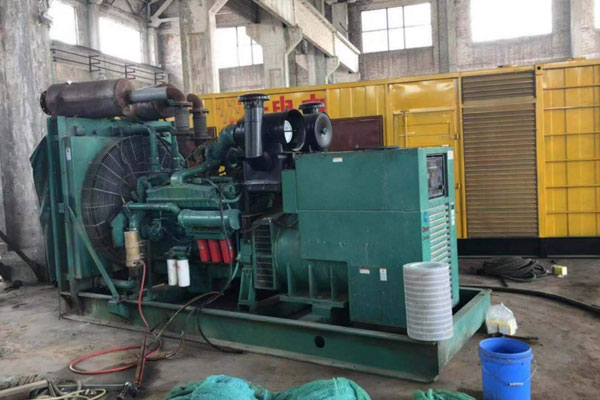 靖江发电机组的空气滤清器应该如何保养？