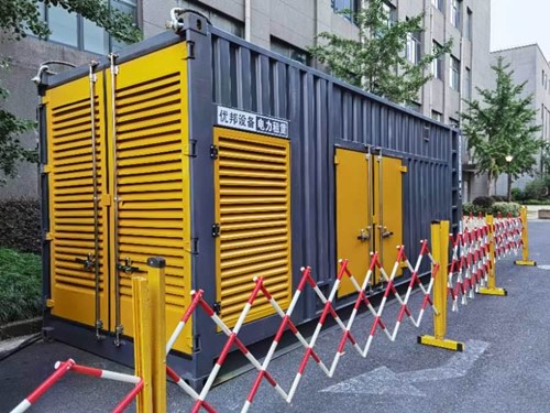 靖江如何使用转速表检查发动机的转速？