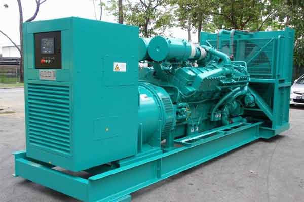 靖江柴油发电机组电压不稳定怎样维修？