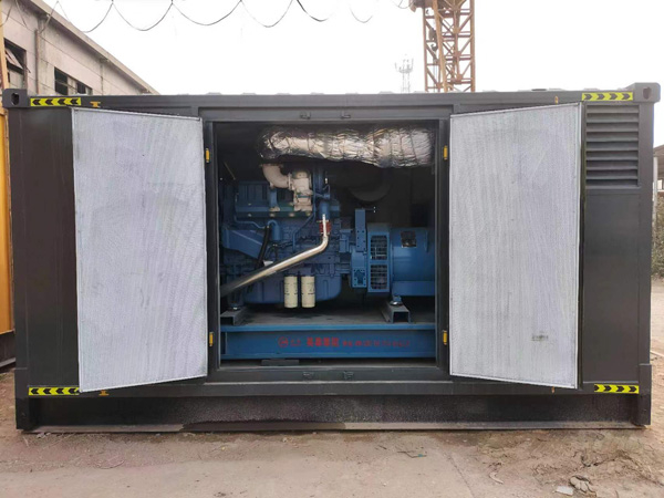 靖江柴油发电机组的电瓶应该如何选择？