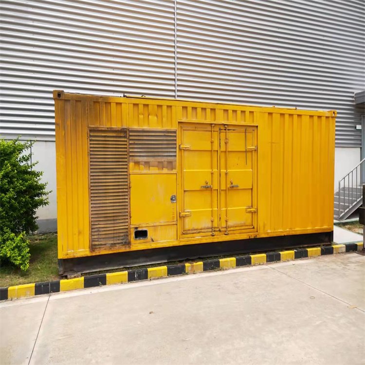 靖江柴油发电机组在冬季启动前如何对燃油系统进行预热？