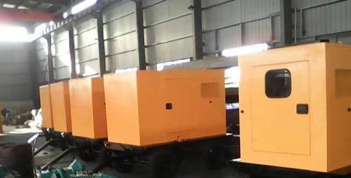 靖江柴油发电机组冬季启动后需要进行哪些检查和操作？